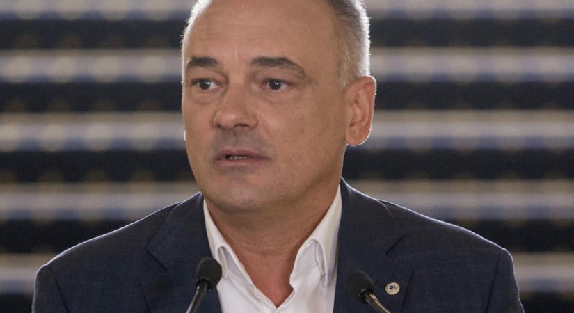 Váratlan fordulat: lemondott a mandátumáról Borkai Zsolt