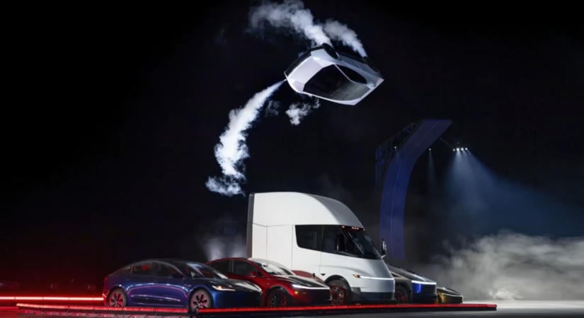 Nagyon látványos bemutatót kapott a Tesla repülő-ugrató autója, amit meglepően hamar gyártani kezdenek