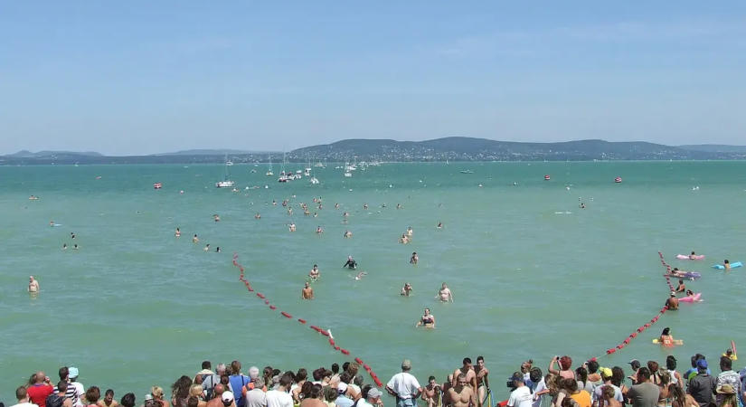 Szombaton rendezik meg a 44. Lidl Balaton-átúszást