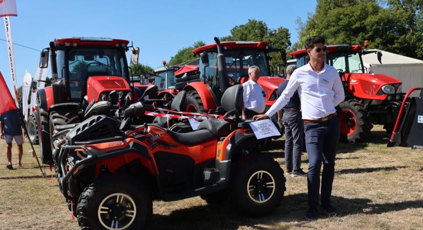 Látványos nyitónappal rajtolt a Szentlőrinci Mezőgépnapok (GALÉRIA)