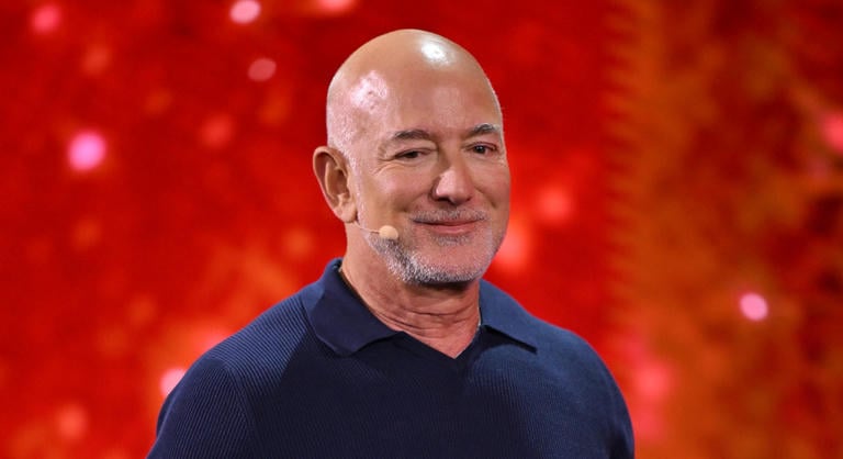 Jeff Bezos beszállt Szoboszlaiékhoz: óriási milliárdos üzlet a Liverpoolnál