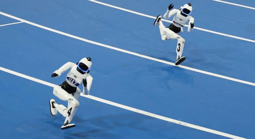 Kastélyhúzás, tűzpusztítás és robotsprint a hét képein