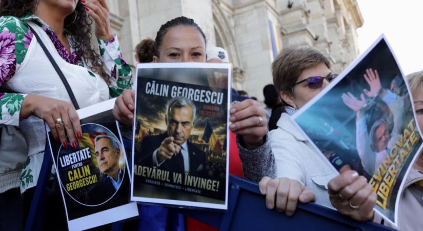Napók óta a fogda előtt tüntetnek Georgescu hívei – Bírságolnak a csendőrök