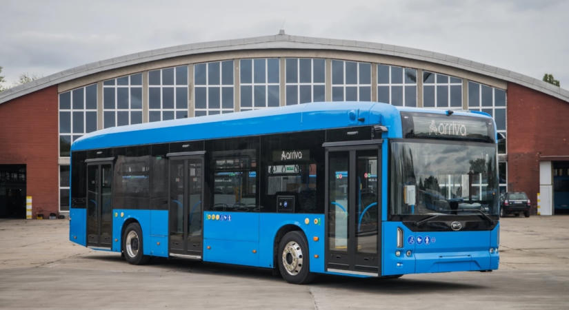 Padlógázzal menekült a 34-es busz sofőrje, hogy a kerekesszékes Icu ne szálljon fel