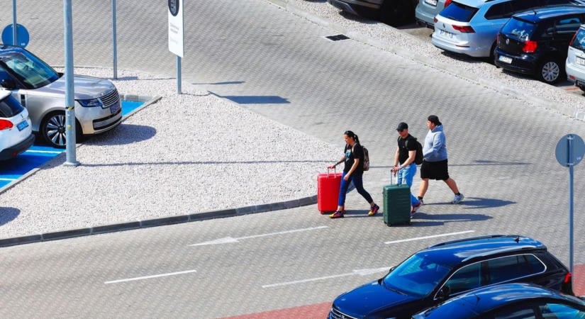 Szeret utazni? Ez sok szabolcsit érinthet: szigorú parkolási szabályokra kell figyelni
