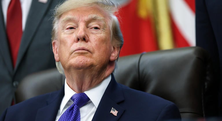 Megszületett a megállapodás: Trump és a techvezérek felülvizsgálják az AI-fejlesztéseket