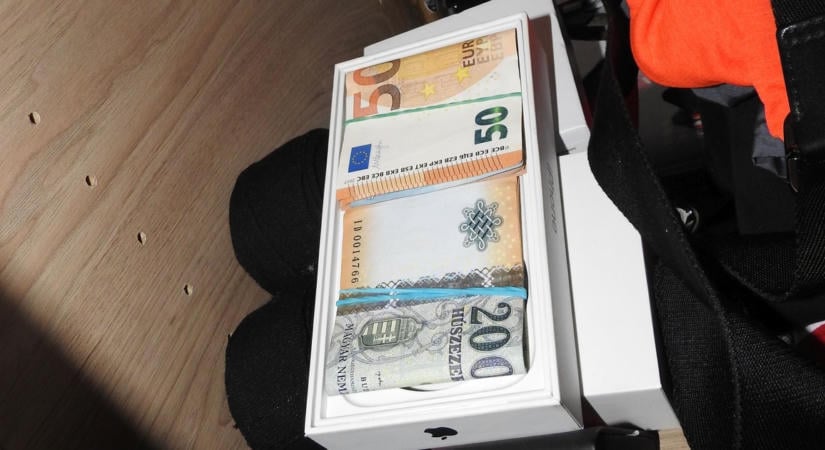 Két fotó alapján keresik a magyar drogcsempészet fiatal "hősnőjét" - csak az egyik képen úgy néz ki mint egy titkárnő, a másikon meg mint aki most ébredt fel a Blahán