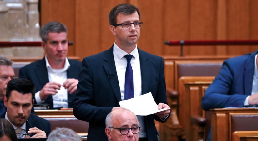 Bóka János: Minden körülmények között különbséget kell tenni igazság és hamisság, látszat és valóság között