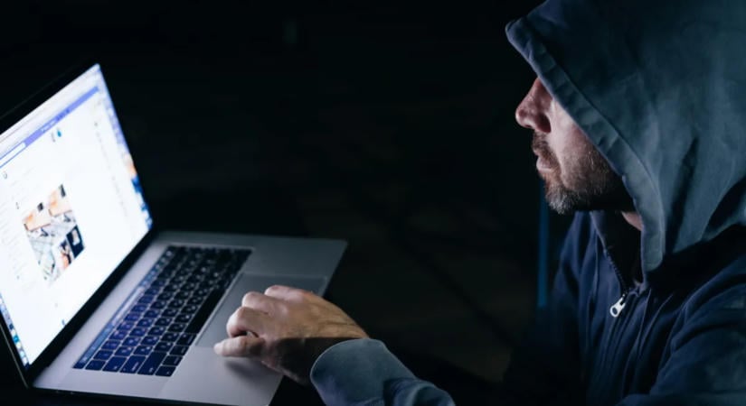 51 dolog, amit a Facebook-oldaladon erősen ajánlott átnézned, ha nem akarsz bajba kerülni