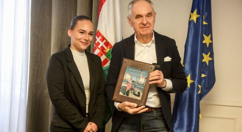 Szita Károly személyesen fogadta a világbajnoki dobogós kaposvári versenyzőt