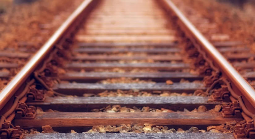 Hatalmas csattanás hallatszott, vonatbaleset történt Győrnél