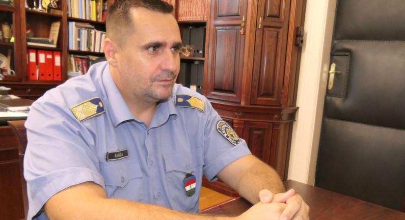 Eldőlhet az Abonyi Rendőrőrs vezetőjének sorsa, a testület már véleményt mondott
