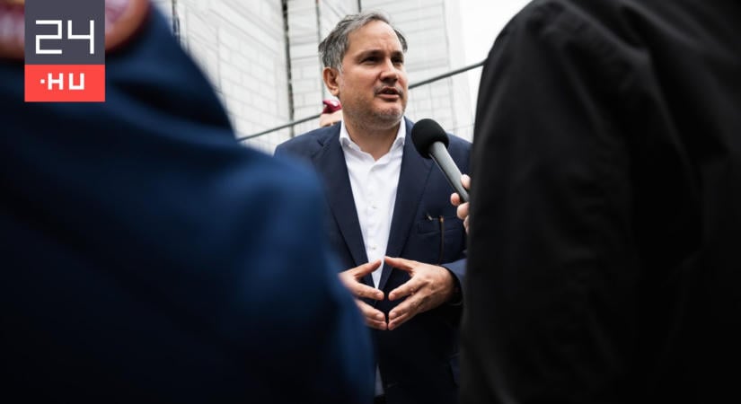 Egy 88 kilométeres útra is magángépet béreltek Nagy Mártonék