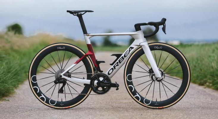 Huszonegy wattnyi elnyt gr az j Orbea Orca Aero