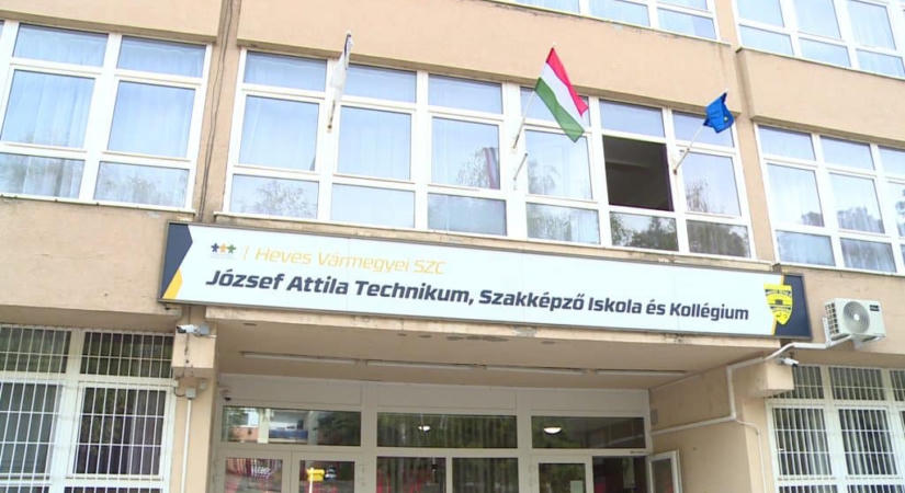 Nem csak kifestettek: tanműhelyek és tantermek is megújultak a gyöngyösi technikumban