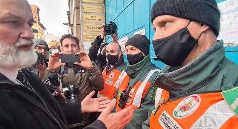 Tartanak Iványi Gábortól az adónyomozók?