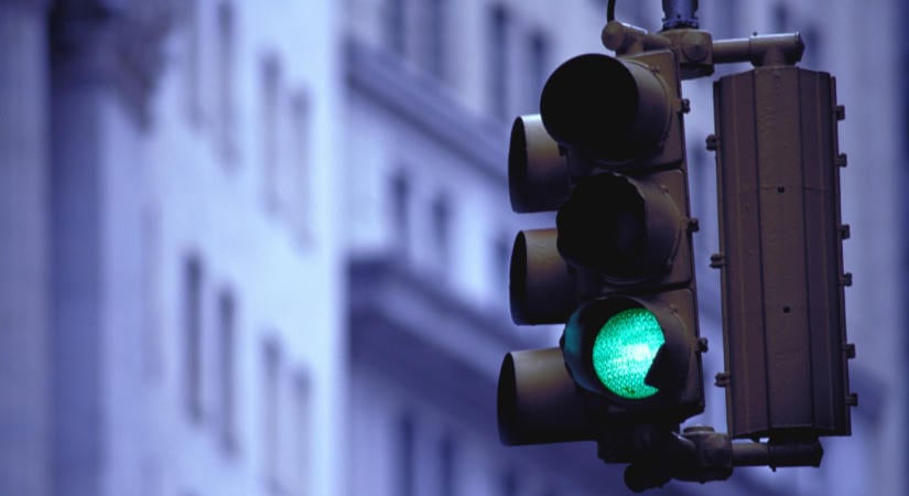 Egy akadály elhárult az OTP elől: véget értek a befektetők nehéz napjai?