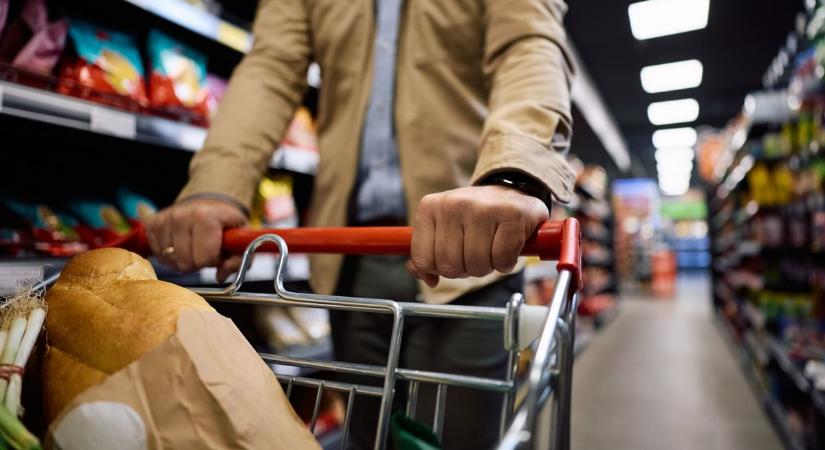 Árrésstop: az MNB szerint kivezethető, a kormány napirendre se vette – jöhet az elemzői ítélet a ronggyá tépett kérdésről