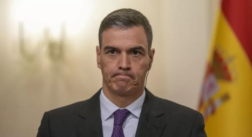 Pedro Sancheznek a migránsokról is a „gázai népirtás” jut az eszébe