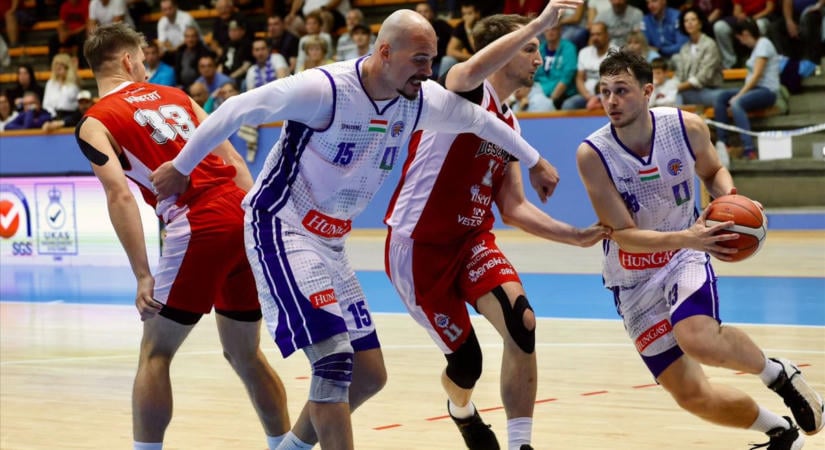 Győzelemmel kezdett a másodosztályban a ZTE KK férfi kosárlabda-csapata