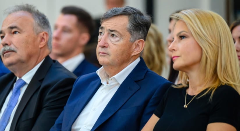 „Nem az a baj, hogy jól élnek, hanem hogy mi fizetjük azt, hogy ők jól élnek”