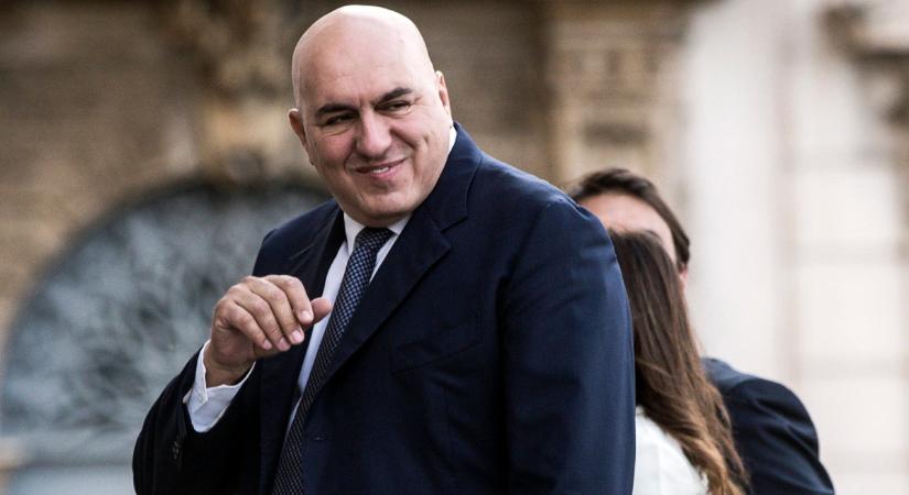 Cáfolja az olasz védelmi miniszter, hogy titokban drónokat szállítana Kijevnek
