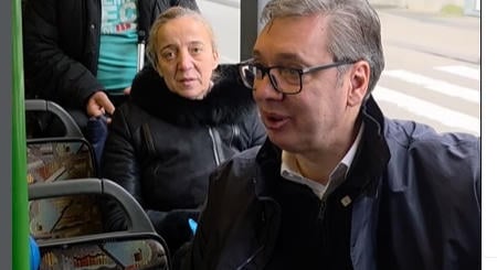 Politológus: Vučić mindent vagy semmire játszik, úgy fog járni, mint Milošević