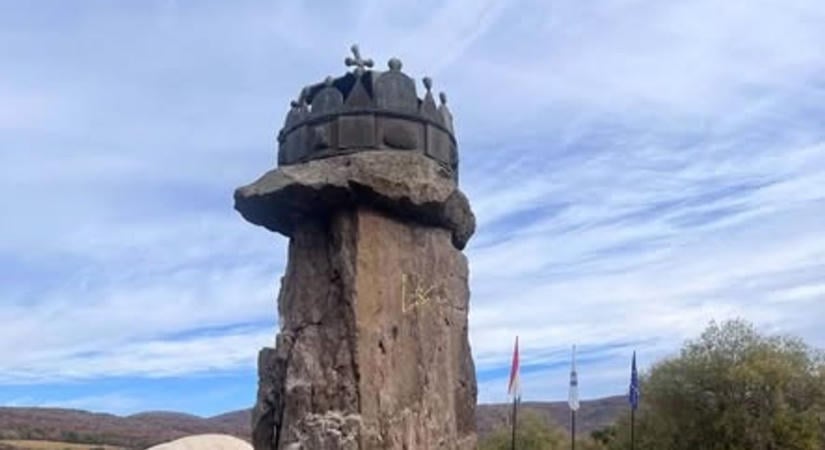 Életveszély a hevesi település parkjában, meg ne közelítsd! – fotókon mutatjuk, mi történt!