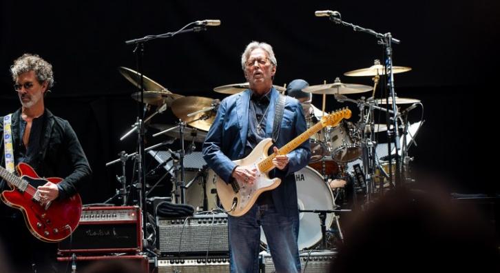 Botrány a koncerten: Eric Clapton félbeszakította fellépését