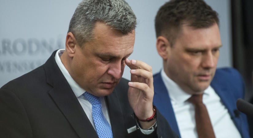 Danko a parlament blokkolásával fenyeget, amennyiben nem váltják le Tarabát