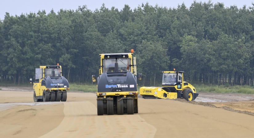 Berezelt a Duna Aszfalt, visszafizet 100 milliárd forint közpénzt