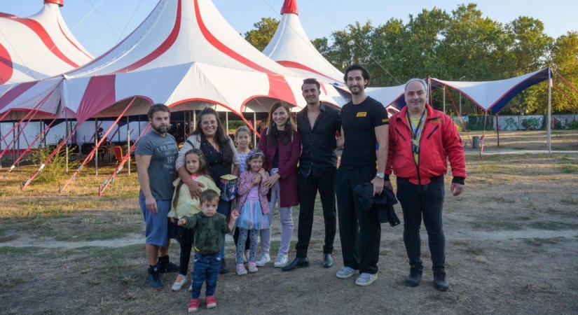 Tíz beteg gyereket vittek volna cirkuszba Szegeden, de a cirkuszigazgató átírta a tervet  fotók