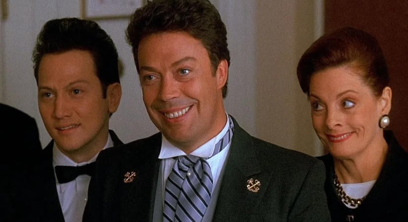 Emlékszel a Reszkessetek, betörők! recepciósára? Tim Curry szívszorító állapotban volt már élete végén – Fotó