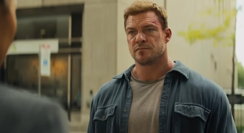 Vértől ázik a Reacher 4. évada, mégis ez a legjobb az összes közül