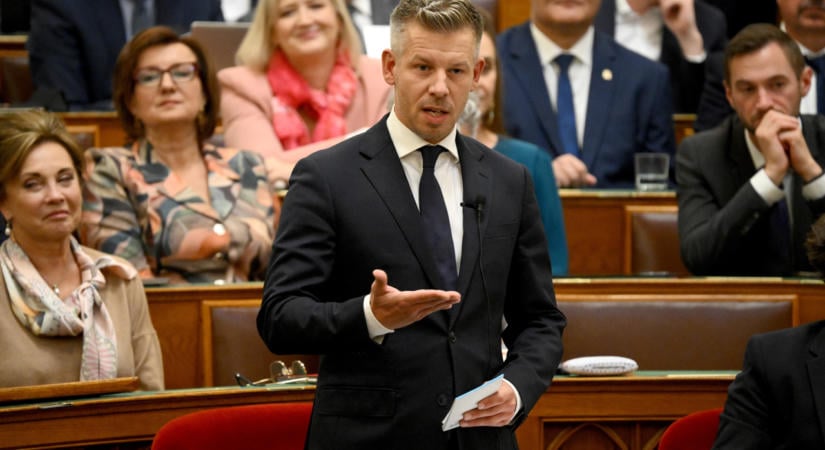 Nagyon kiakadt Magyar Péterre a norvég közmédia – azt állítják a tévések, kidobták őket a Parlamentből