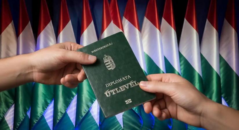 Harminc korábbi képviselő nem adta vissza diplomata-útlevelét