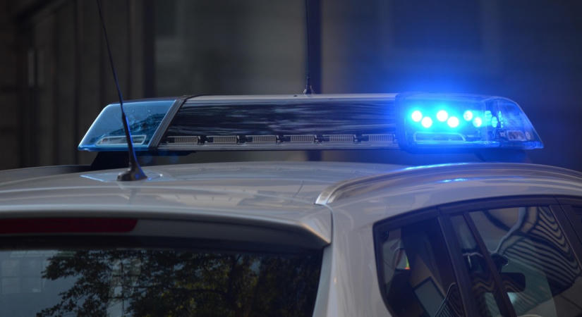 Bokornak öltözött a rendőr: hihetetlen, hogy csaptak le a mobilozó autósokra