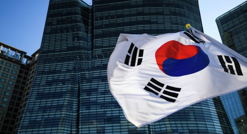 Dél-Korea cáfolja, hogy üzemanyag-szállítmányokat indít kikötőiből Oroszországba