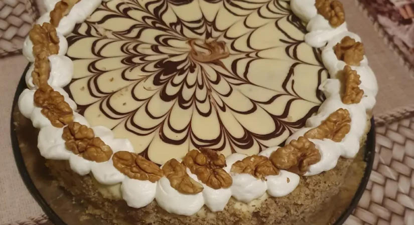 Esterházy torta recept: A legendás süti, amiért mindenki sorban állt a cukrászdában