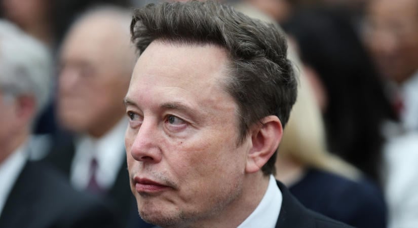 Elon Musk egyre kevésbé tudja takargatni az igazi arcát, gátlástalan, obszcén üzenetek, lelki bántalmazás, lefizetés: volt párjai nem viselik el tovább a szégyent