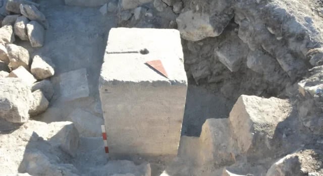 Ókori római jóspillér feliratait fejtették meg Törökországban
