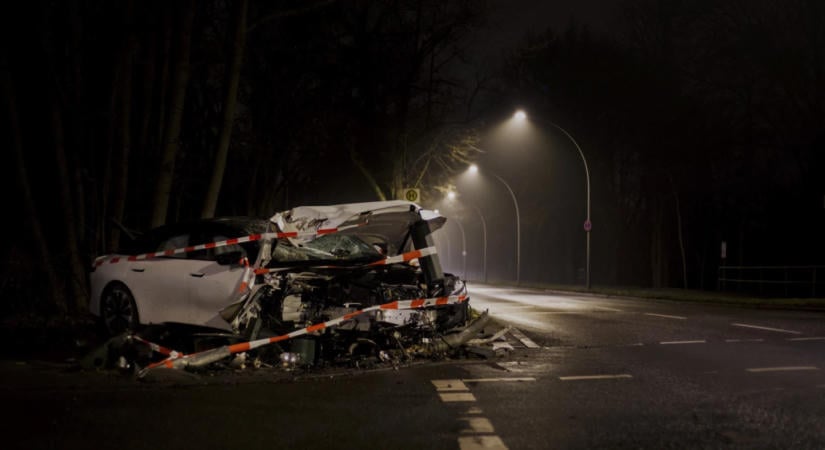 Köd, jég, vad az úton: ki fizeti az őszi autókárokat?