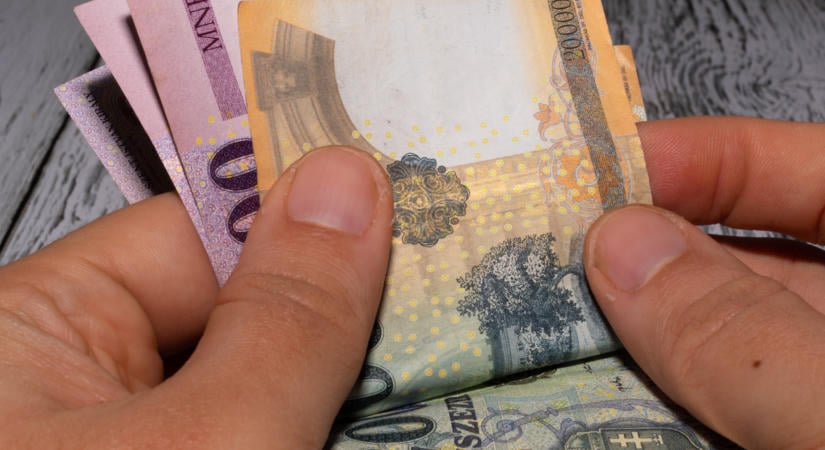 Minimálbér: 14 százalék helyett csak 6 százalék alatti emelést adnának a munkáltatók