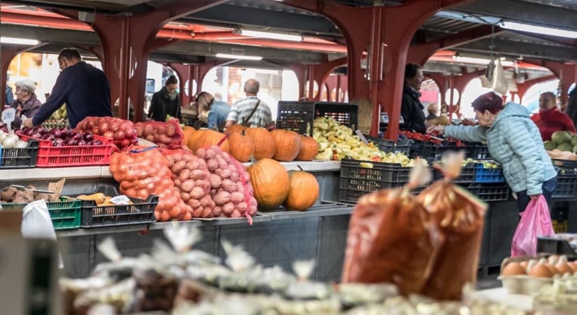 Így alakul a városi piac nyitvatartása a hosszú hétvégén