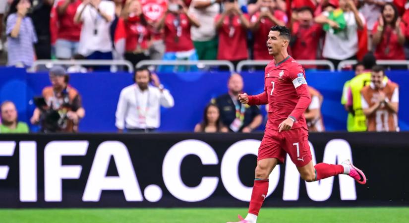 Ronaldo történelmet írt a vb-n, Portugália 5-0-ra verte Üzbegisztánt