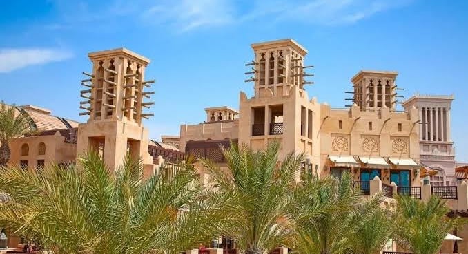 Klíma nélkül is hűvös volt Dubai: a sivatag ősi építészeti trükkjei ma újra aranyat érhetnek
