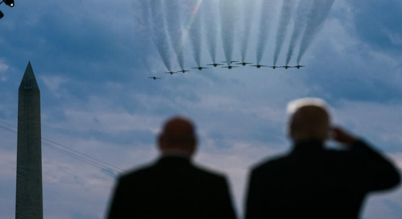 Titkos atomreaktorok épülnek az amerikai hadsereg bázisain