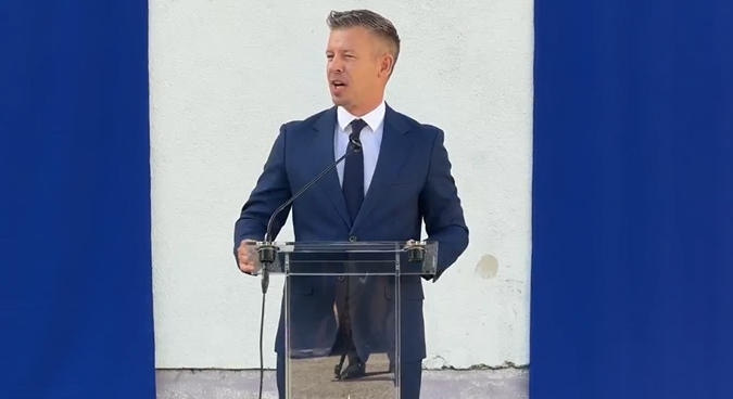 Béremelések, menzareform, új kollégiumi férőhelyek