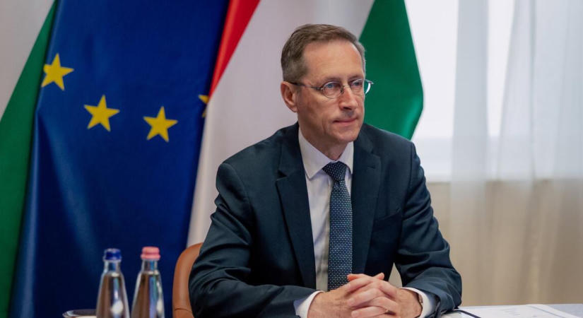 Tömérdek mennyiségű dokumentumot adott át az MNB a vizsgálóbizottságnak