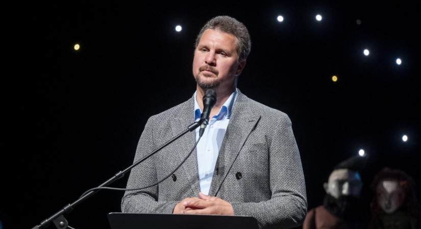 Nagy Ervin is üzent Rákay Philipnek a rácalmási földügy miatt